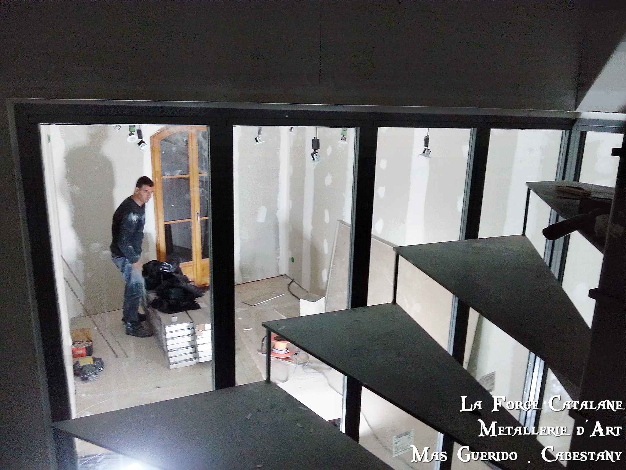 verriere type ancien atelier escalier 8 Forge Catalane.jpg